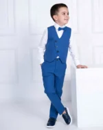 Plavi komplet sa kosim kopčanjem