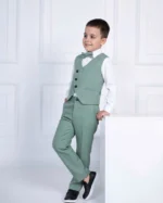 Zeleni komplet sa kosim kopčanjem