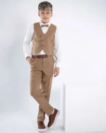 Braon komplet sa kosim kopčanjem