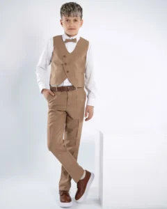 Braon komplet sa kosim kopčanjem