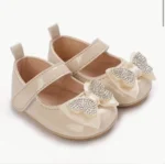 Leptirić nehodajuće bebi baletanke