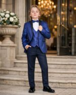 Teget tuxedo odelo za dečake