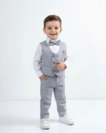 Svetlo sivi komplet sa prslukom za dečake