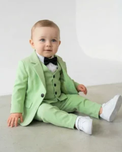 Svetlo zeleno bebi odelo