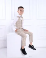 Bež karirani komplet sa prslukom za bebe i dečake - Slika 3